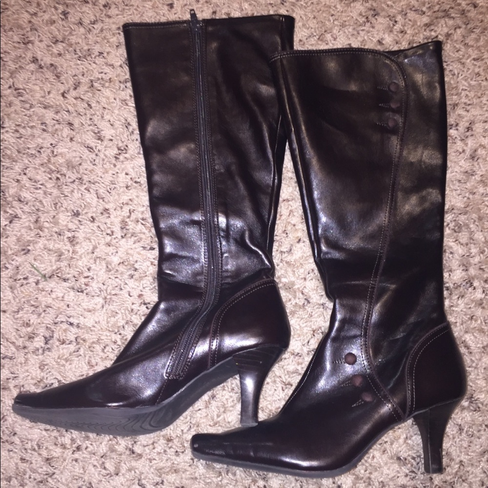 Liz Claiborne Boots
